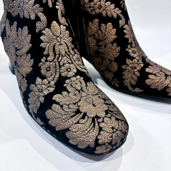 MARC CAIN – Bronze floral velvet ankle boots * - Picture 6 of 8